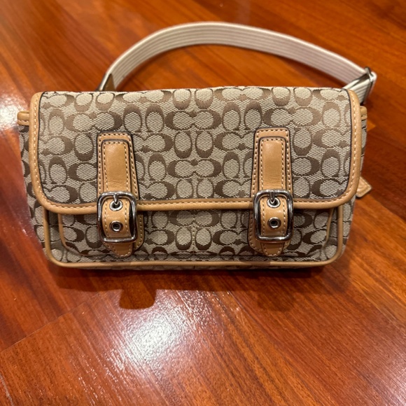 Purses - Fanny pack - Picture 4 of 4